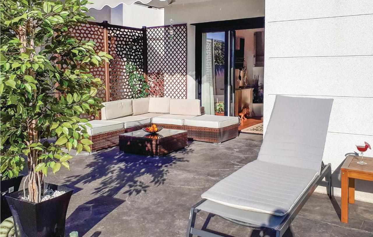 Amazing Home In Arroyomolinos With Wifi Extérieur photo