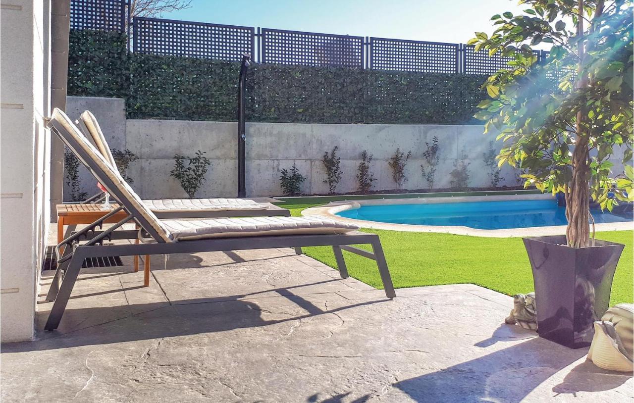 Amazing Home In Arroyomolinos With Wifi Extérieur photo