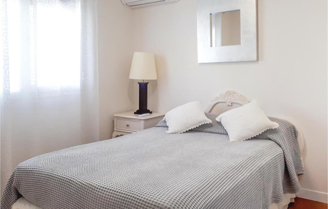 Amazing Home In Arroyomolinos With Wifi Extérieur photo