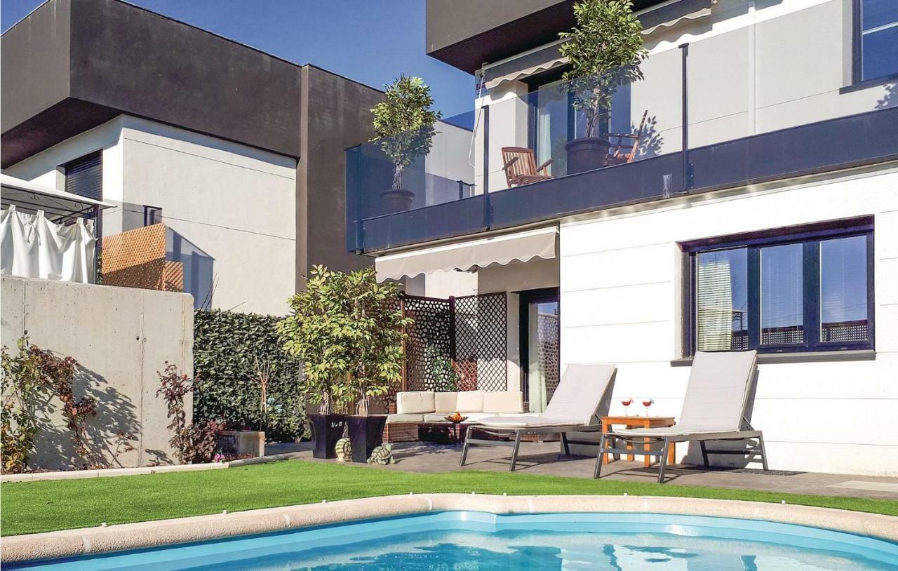 Amazing Home In Arroyomolinos With Wifi Extérieur photo